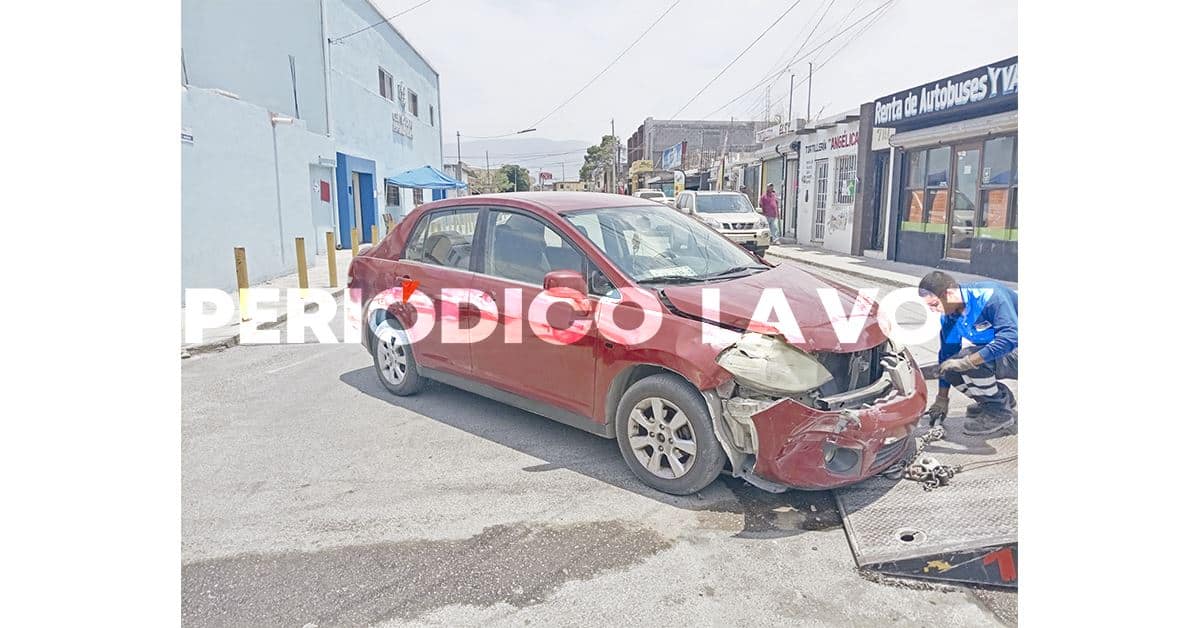 Mujer lesionada en fuerte choque