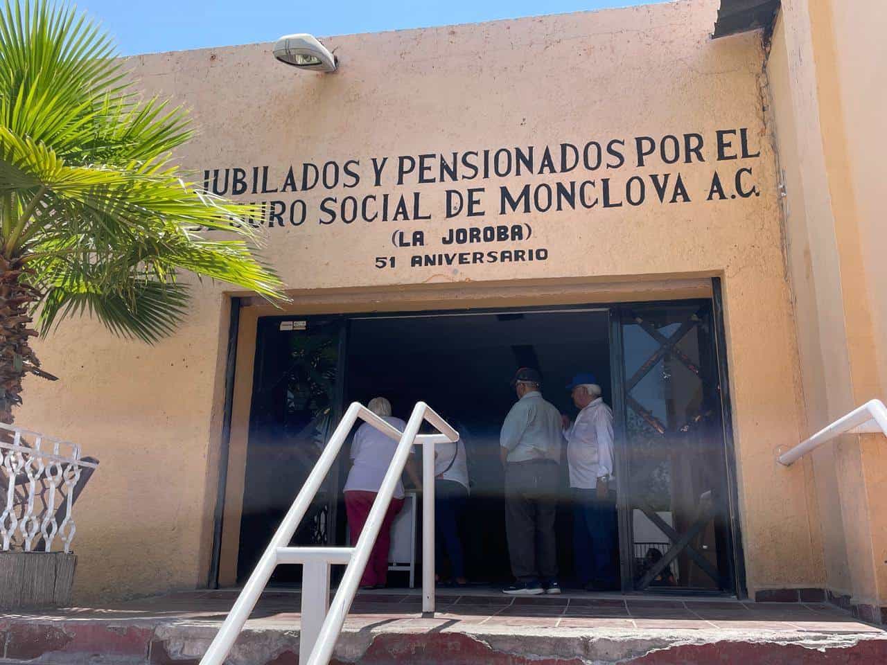 Ponen a la venta edificio de Pensionados y Jubilados del IMSS