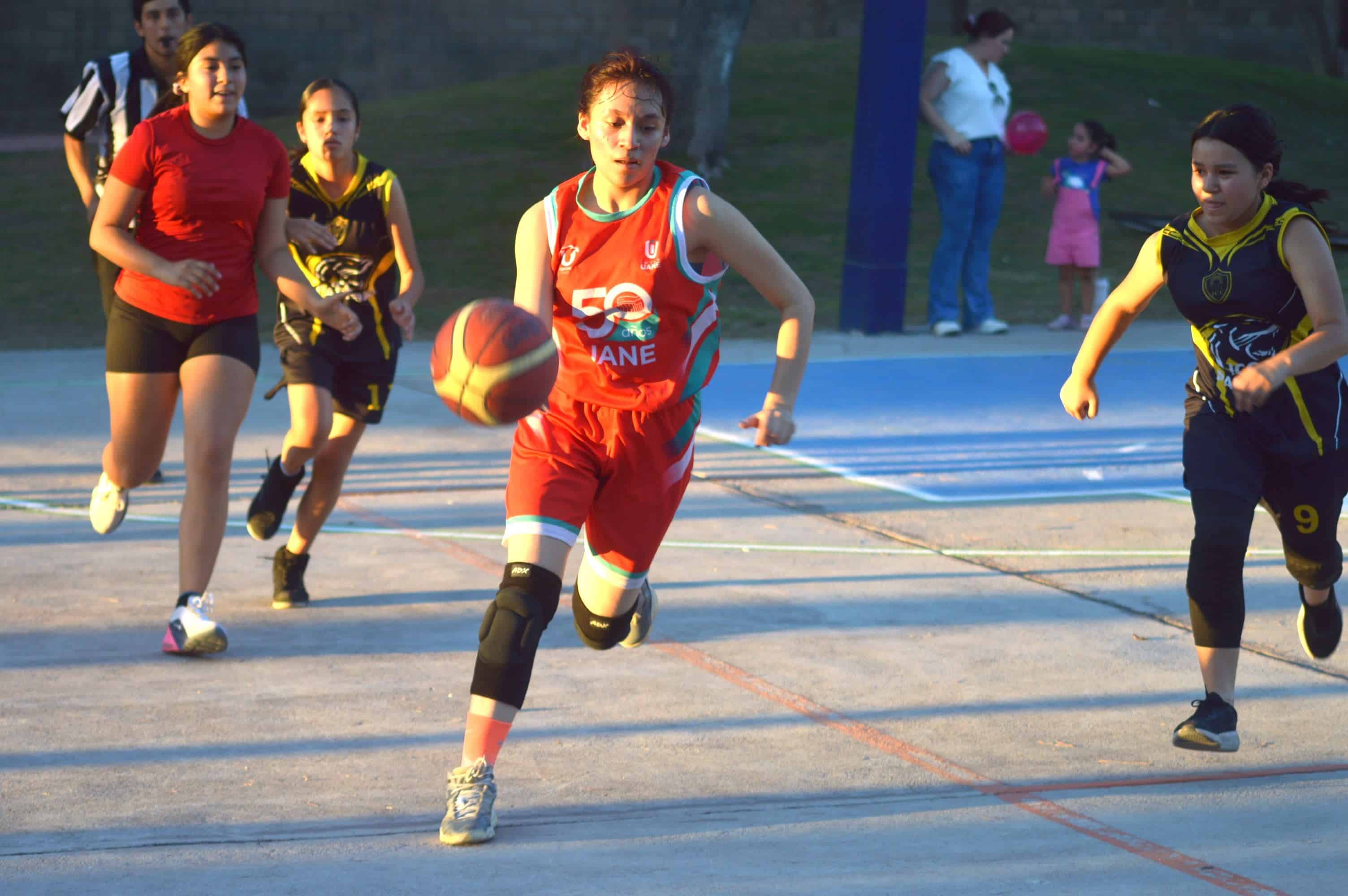Espera ICC rival para la final