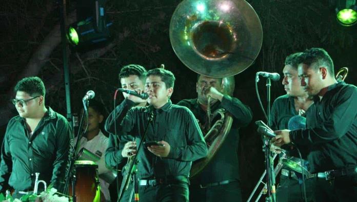 Celebran el segundo día de la Expo Nopal 2024 en honor a San Bernabé en Nava
