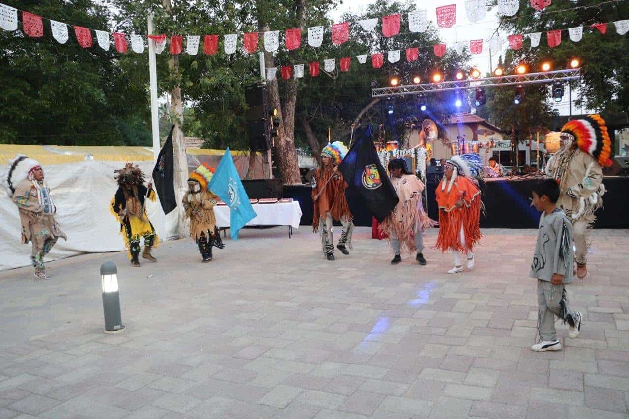 Celebran el segundo día de la Expo Nopal 2024 en honor a San Bernabé en Nava