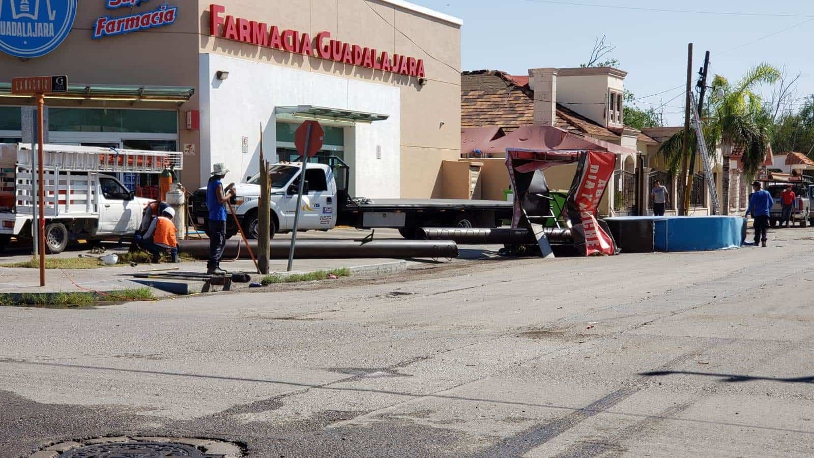 Retiran Espectacular Gigante de la Calle