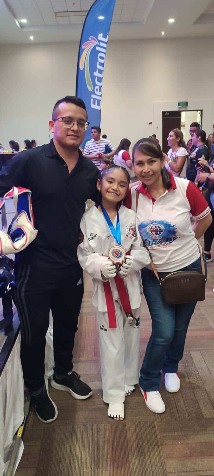 San Buena al pódium de taekwondo nacional