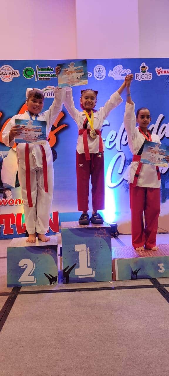 San Buena al pódium de taekwondo nacional