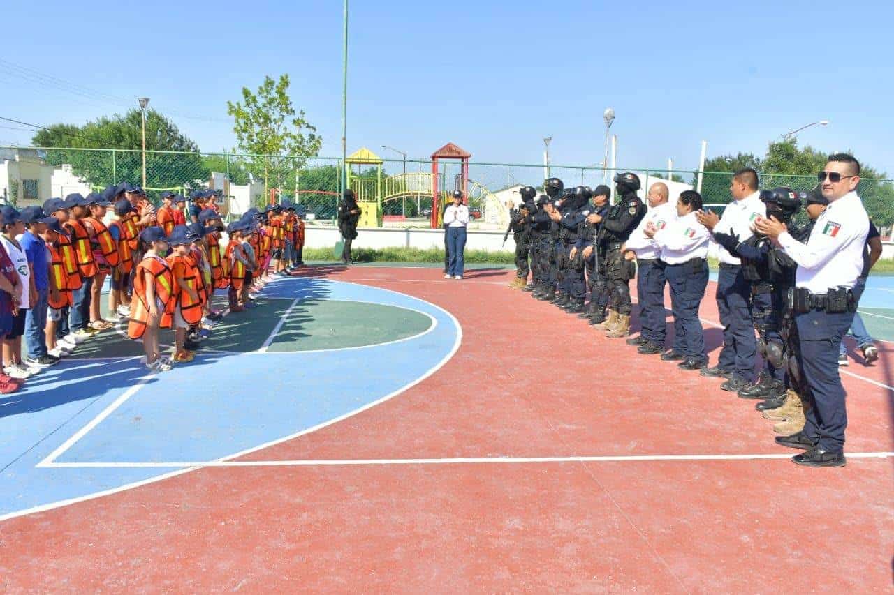 Policía de Nava realiza jornada de PROXIMIDAD con apoyo estatal