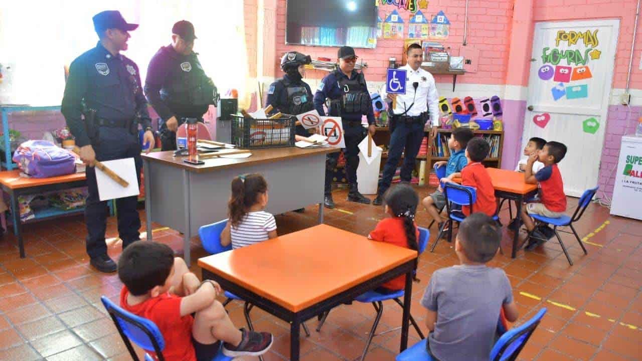 Policía de Nava realiza jornada de PROXIMIDAD con apoyo estatal