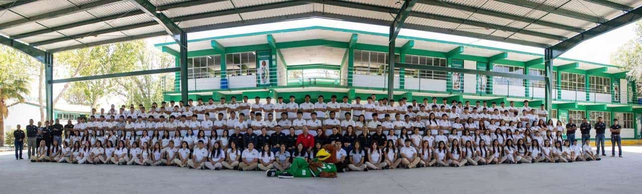 ¡Graduación con éxito en Conalep! Celebran logros educativos