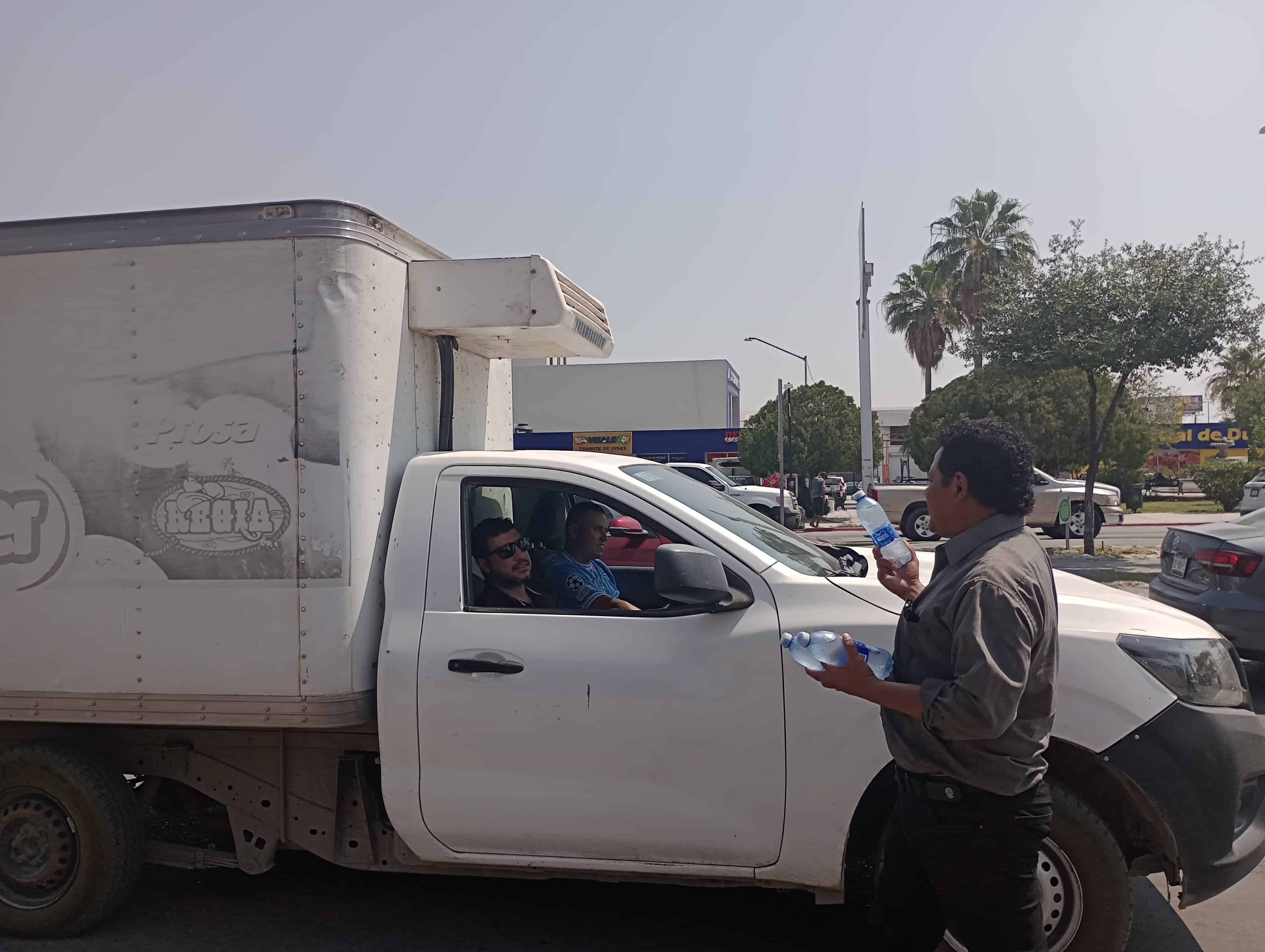 Reanudaron los módulos hidratantes en Monclova.