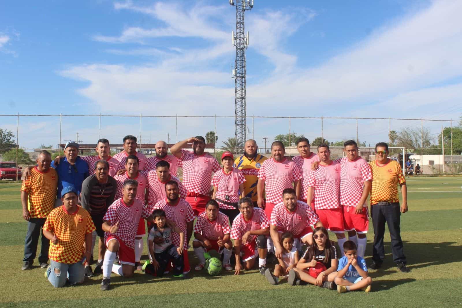 DTCO logra fácil victoria en futbol Copa Master Oro.