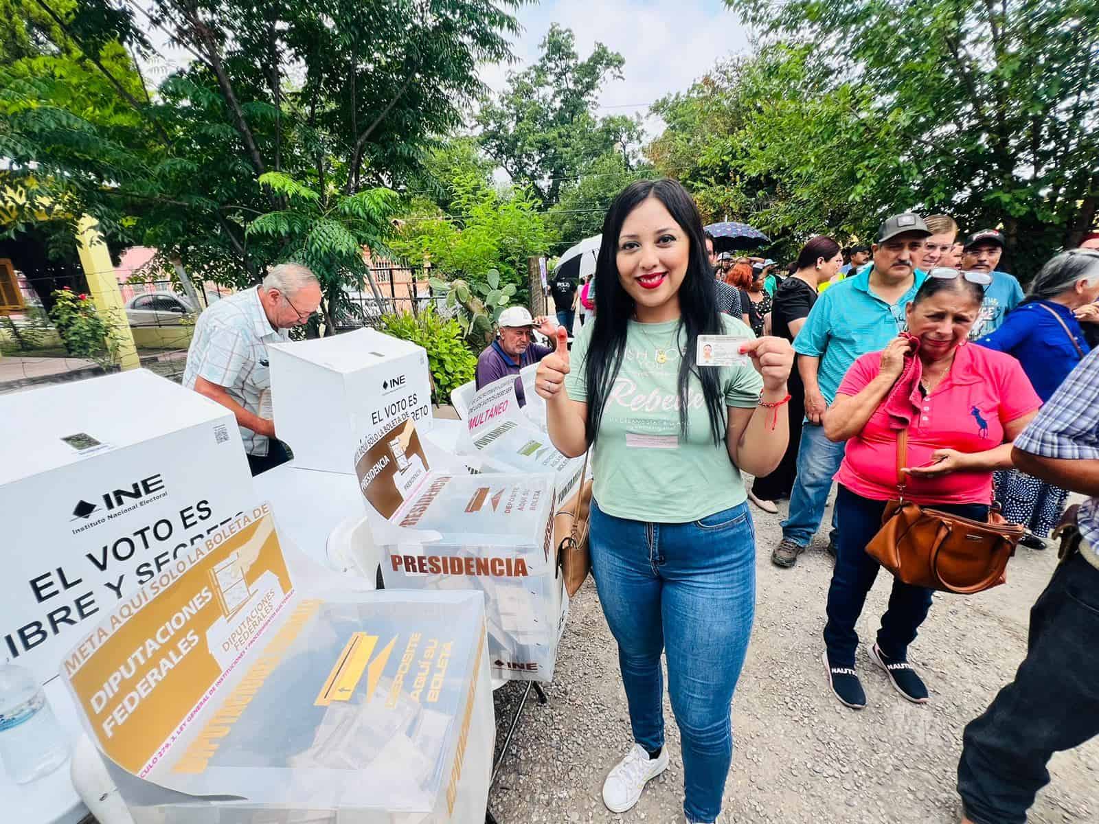Voto efectivo de Elizabeth candidata del PVE a la Presidencia Municipal de Múzquiz