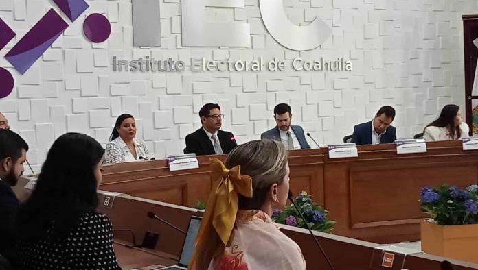 Inician sesión INE e IEC para jornada electoral