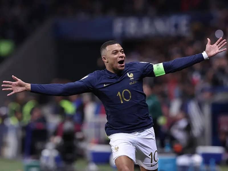 Kylian Mbappé haría su debut oficial con Real Madrid el próximo miércoles 14 de agosto.