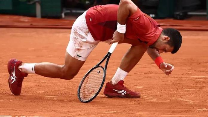 Djokovic pone en duda su continuidad en Roland Garros por lesión