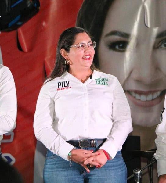 Pily Valenzuela reconoce derrota electoral ante Iván Ochoa