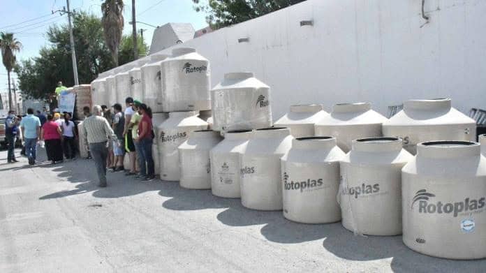 Los tinacos con precios accesibles son una gran demanda de beneficio social.