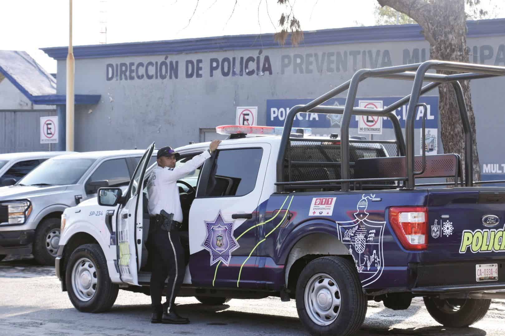 Obreros de AHMSA buscan ingresar a la corporación de Seguridad Pública.