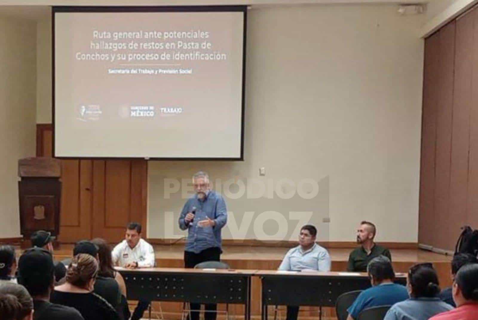 Funcionarios de la STPS sostienen reunión con viudas y familiares de Pasta de Conchos