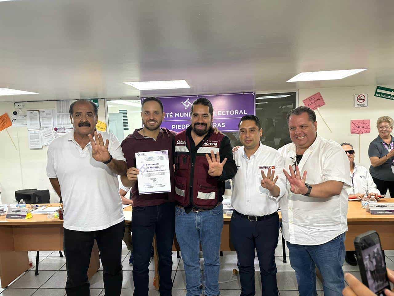 Recibe Jacobo Rodríguez constancia de mayoría como ALCALDE municipal