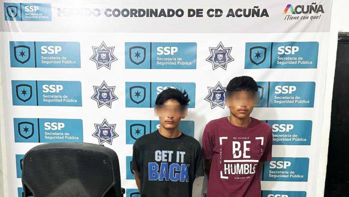 Detienen a Jóvenes que Robaron en una Casa para No Pasar Calor