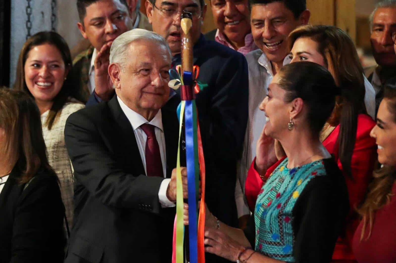 Así reaccionó AMLO cuando Sheinbaum superó los votos que logró en 2018