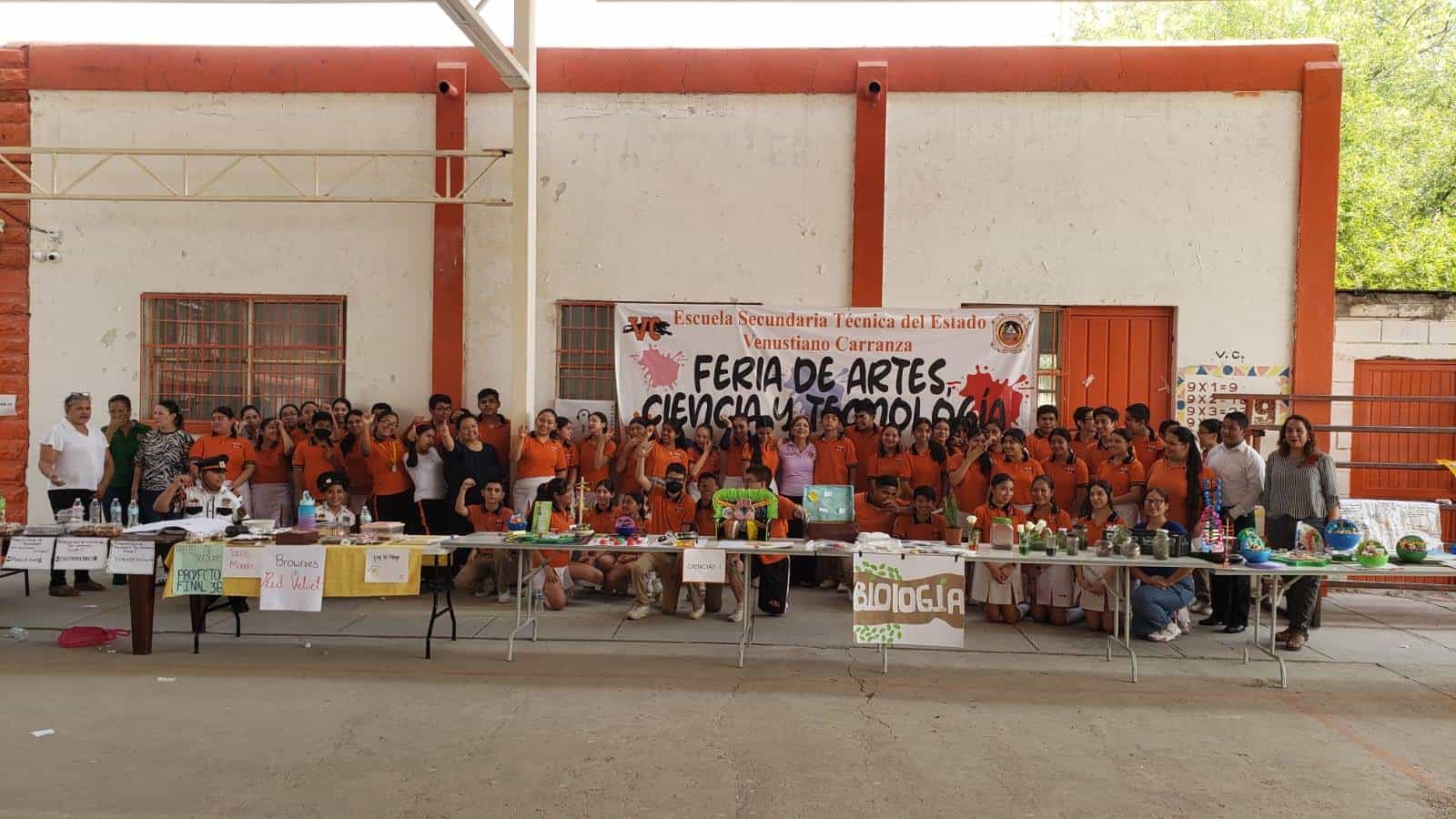 Rendición de actividades a padres de familia en la Escuela Venustiano Carranza