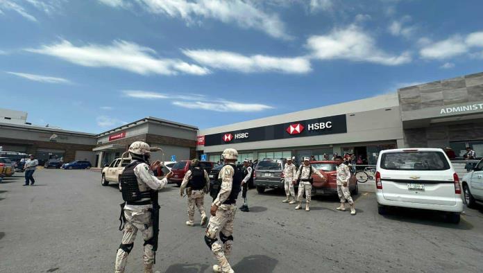 Amenaza de Bomba en HSBC: Pánico en Plaza Innova