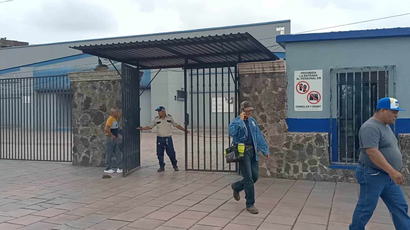 En vilo permanencia de trabajadores de las Laminadoras en Frío de las Plantas Uno y Dos.
