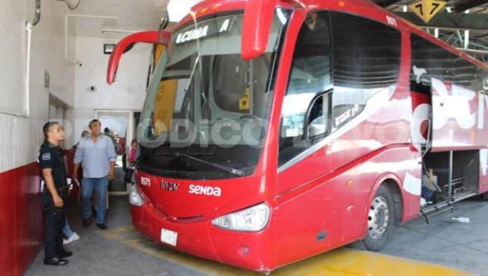 Embargan autobús de SENDA para pago a ex empleados de Monclova