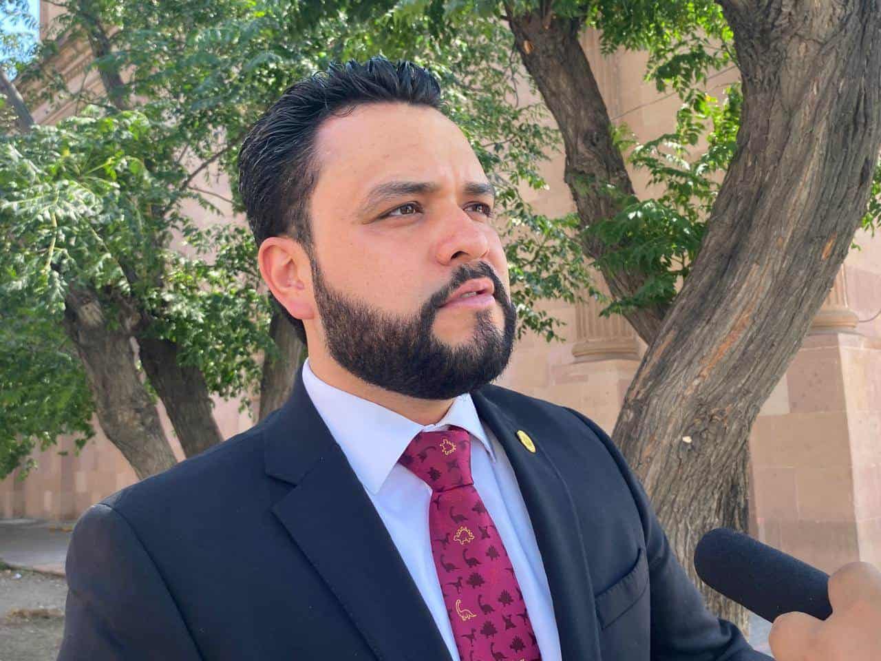 El Diputado local Alberto Hurtado alzó la voz en favor de la juventud de Coahuila.