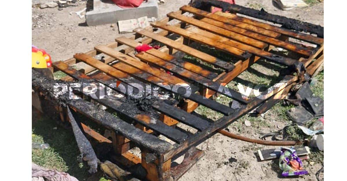Arde casa en Colinas