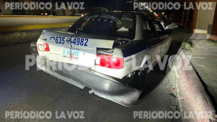 Abandona taxi tras chocar