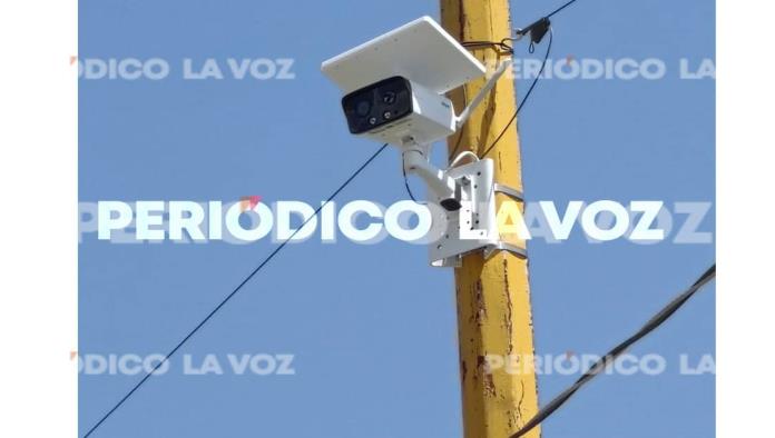 ‘Espían’ a alumnos de la Leonor Huerta