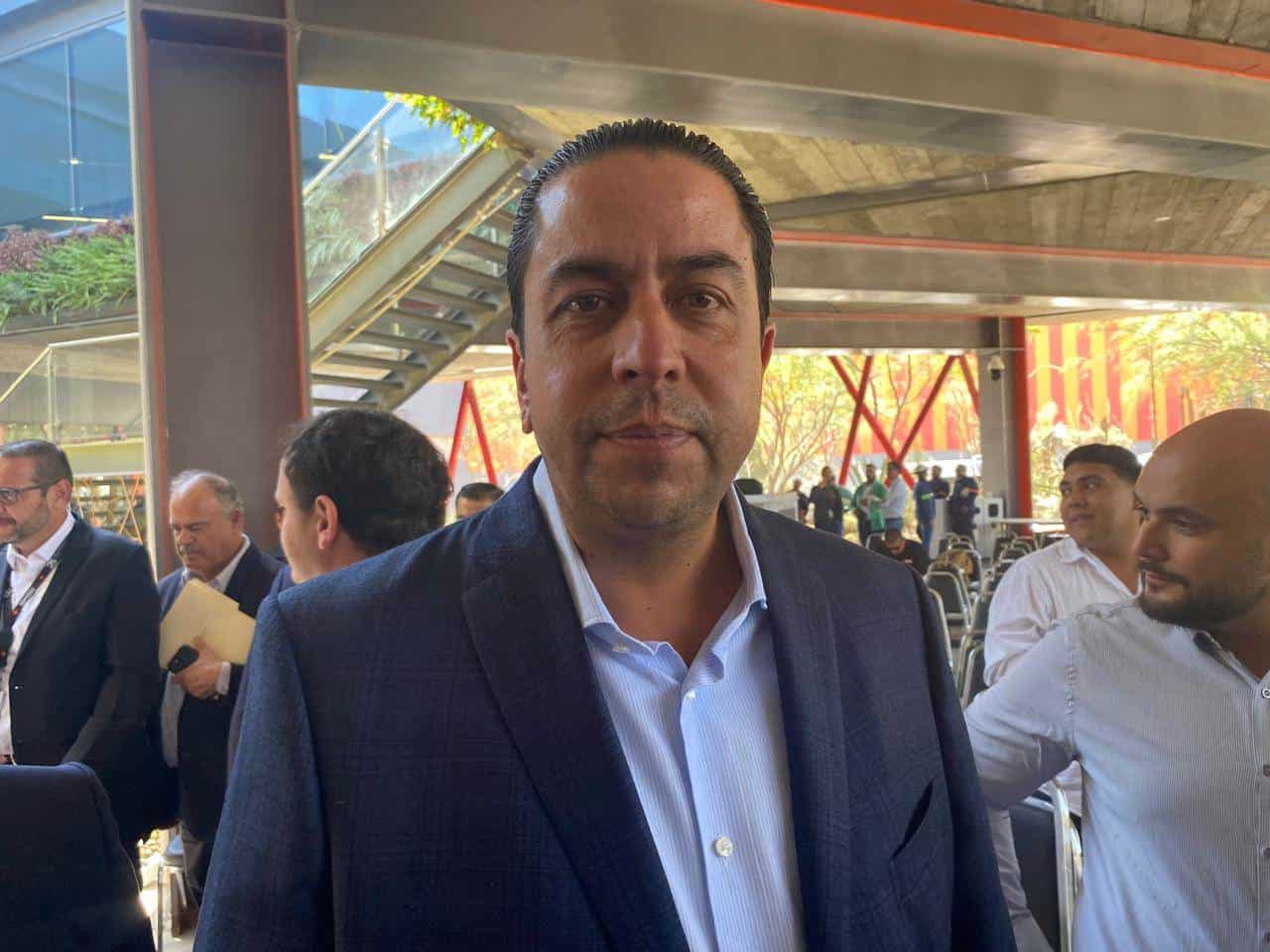 El alcalde Chema Morales Padilla, informó que se prohibirá temporalmente el acceso a la presa como medida preventiva.