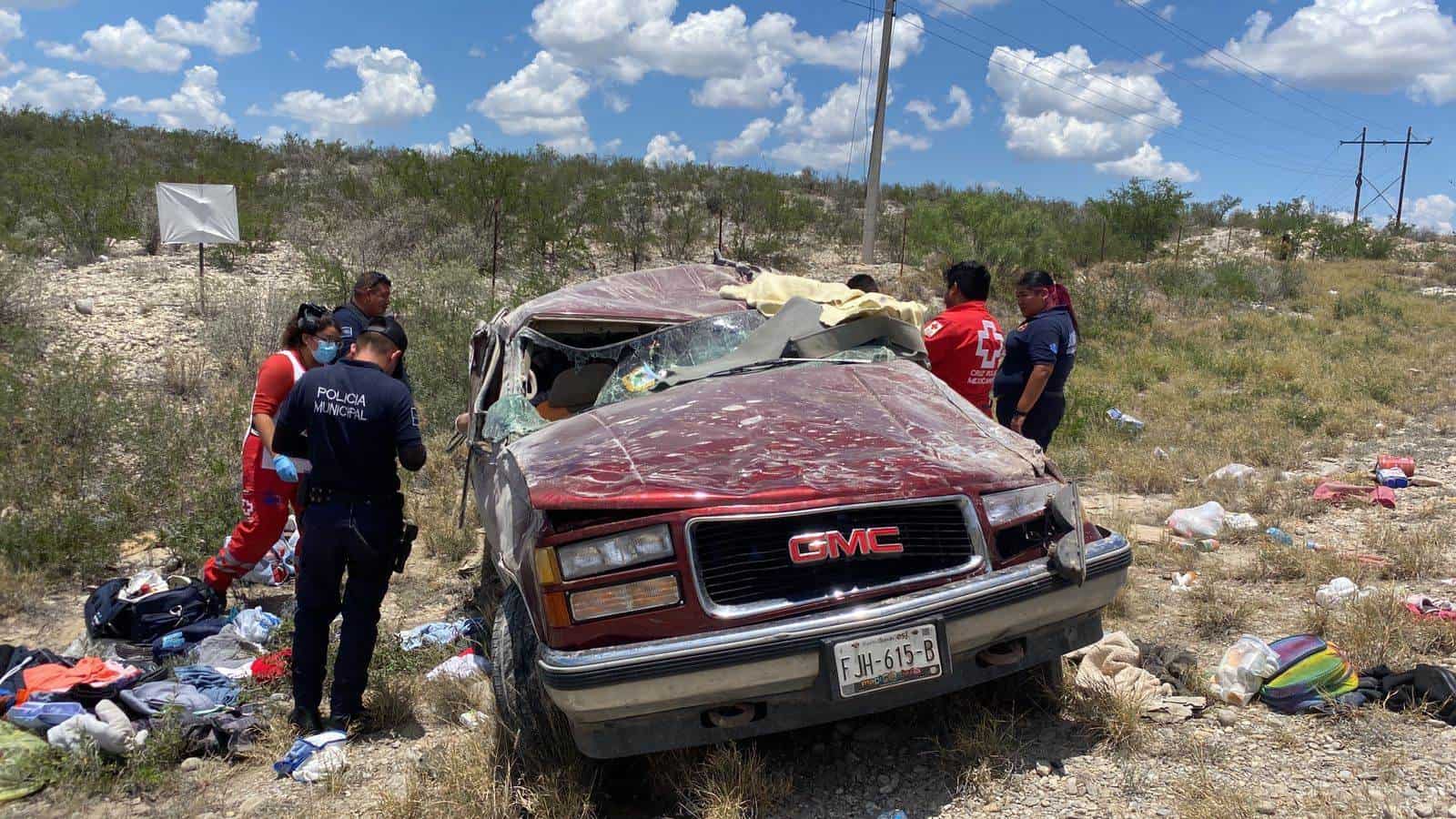 Sufren Accidente en la 57, a su Regreso de Compras de USA 