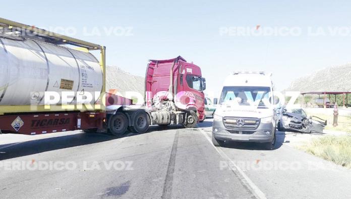 Resulta Profesor grave en encontronazo