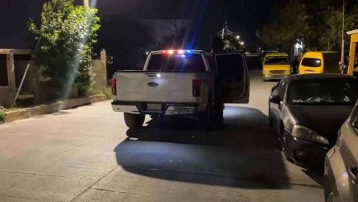 Misterioso Incidente: Hombre Recibe Disparo en Rodilla en Rancho Local
