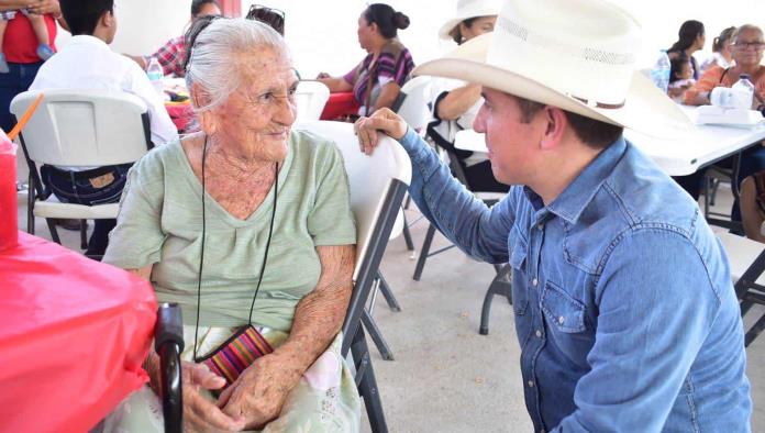Celebra sombrerete su 82 aniversario