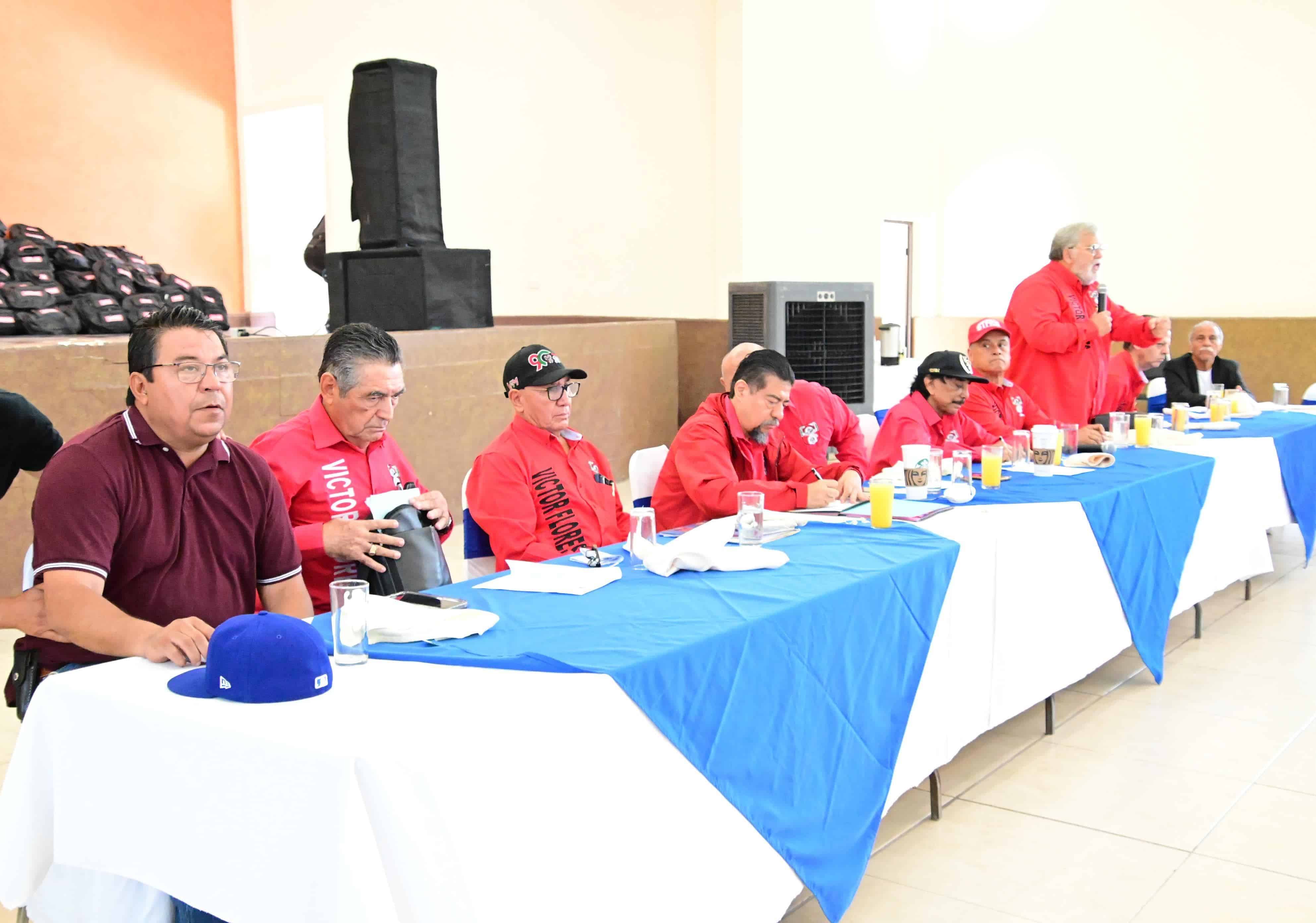 Asiste Piña con ferrocarrileros