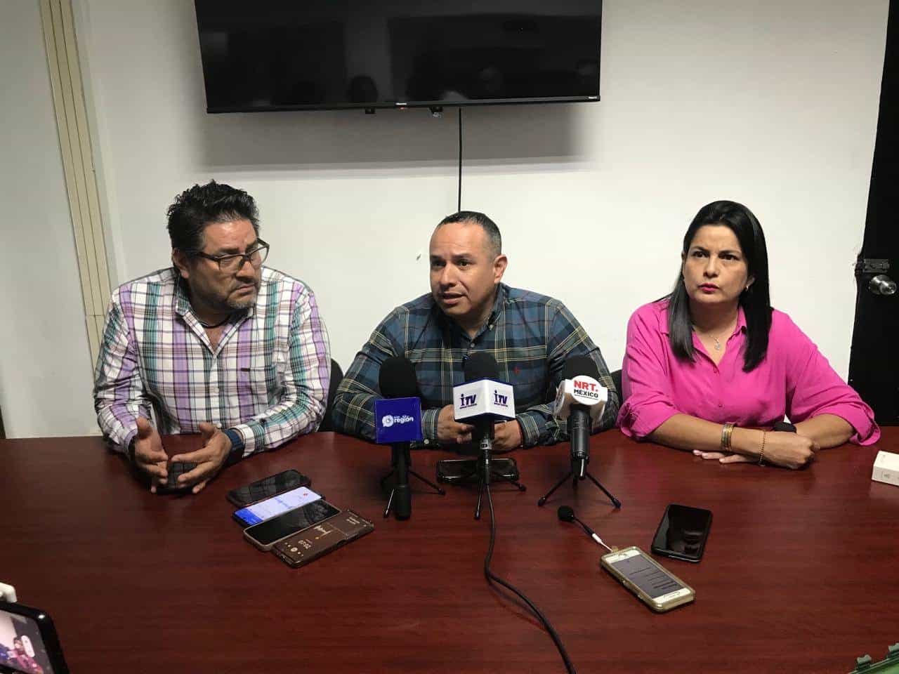 Suspenden a 7 policías