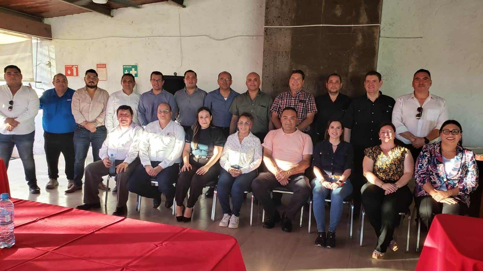Conforman mesa directiva de abogados de la región carbonífera