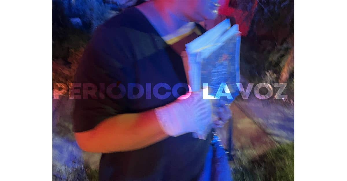 Agarra a machetazos a su mujer