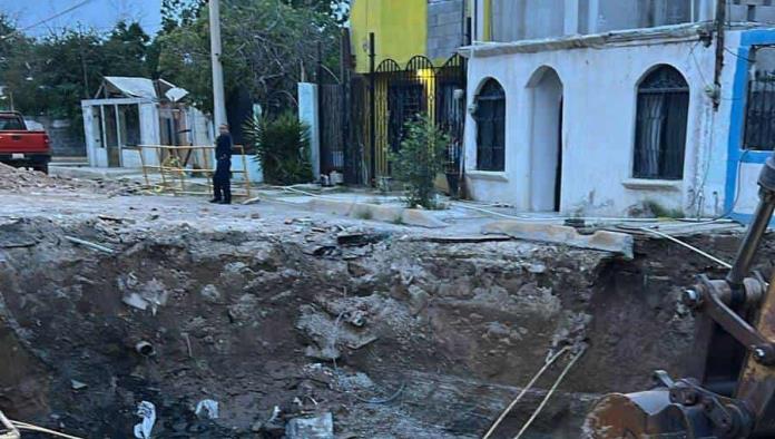 Exigen reparación de viviendas por colector en la CROC 2 