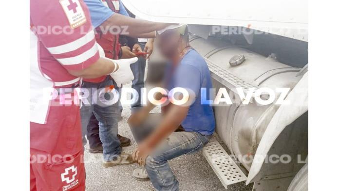 Grave castañense; volcó dompe en la 53