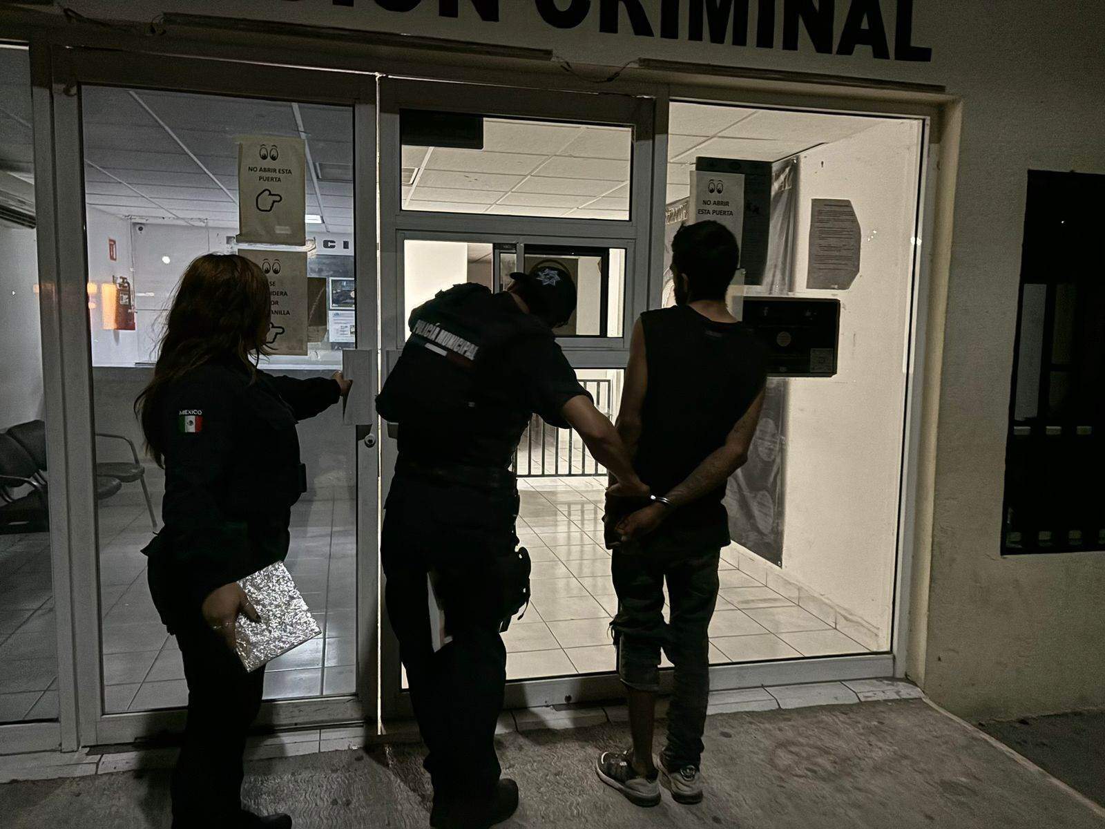 Rondaba tienda armado con navaja