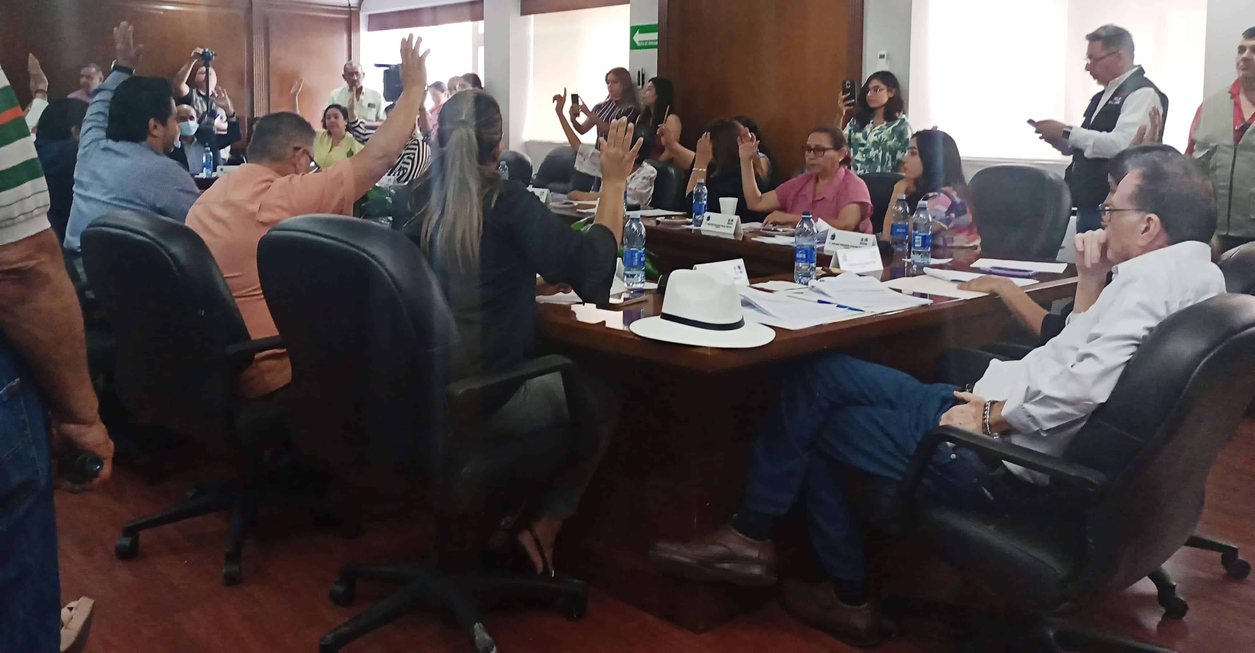 En cabildo se propuso la creación de una comisión de regidores que supervisen y vigilen la actuación de los policías municipales.