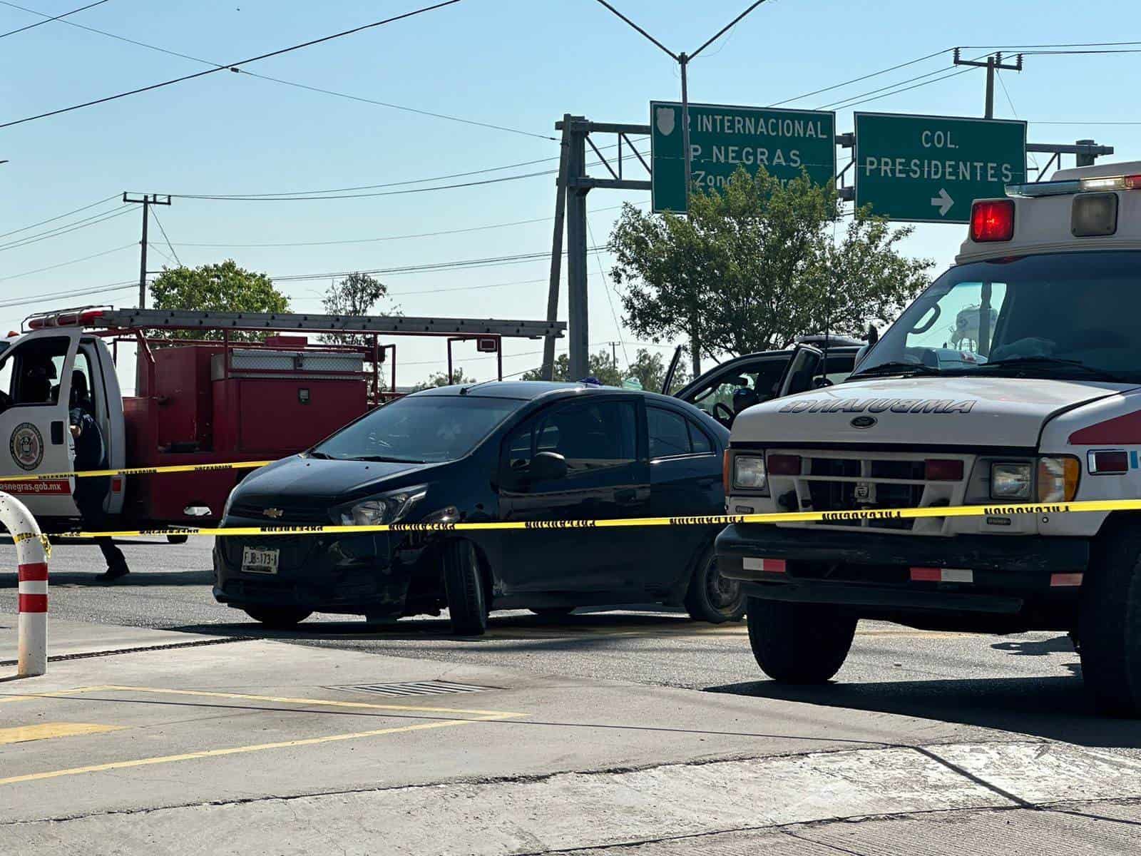 TRAGEDIA: Conductor FALLECE tras impactarse contra camellón