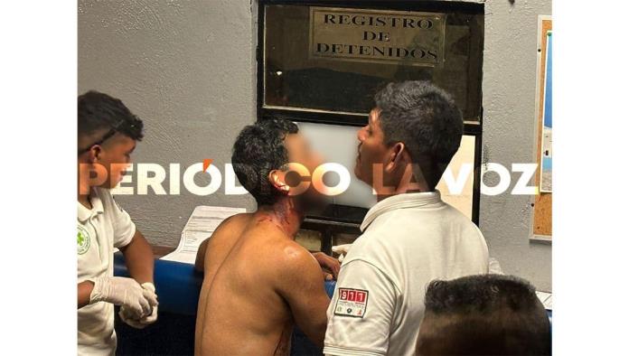 Taxista le rompe la cara