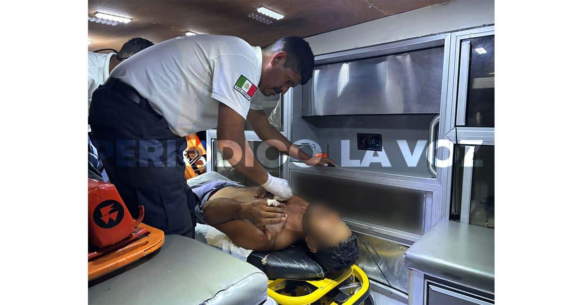 Taxista le rompe la cara