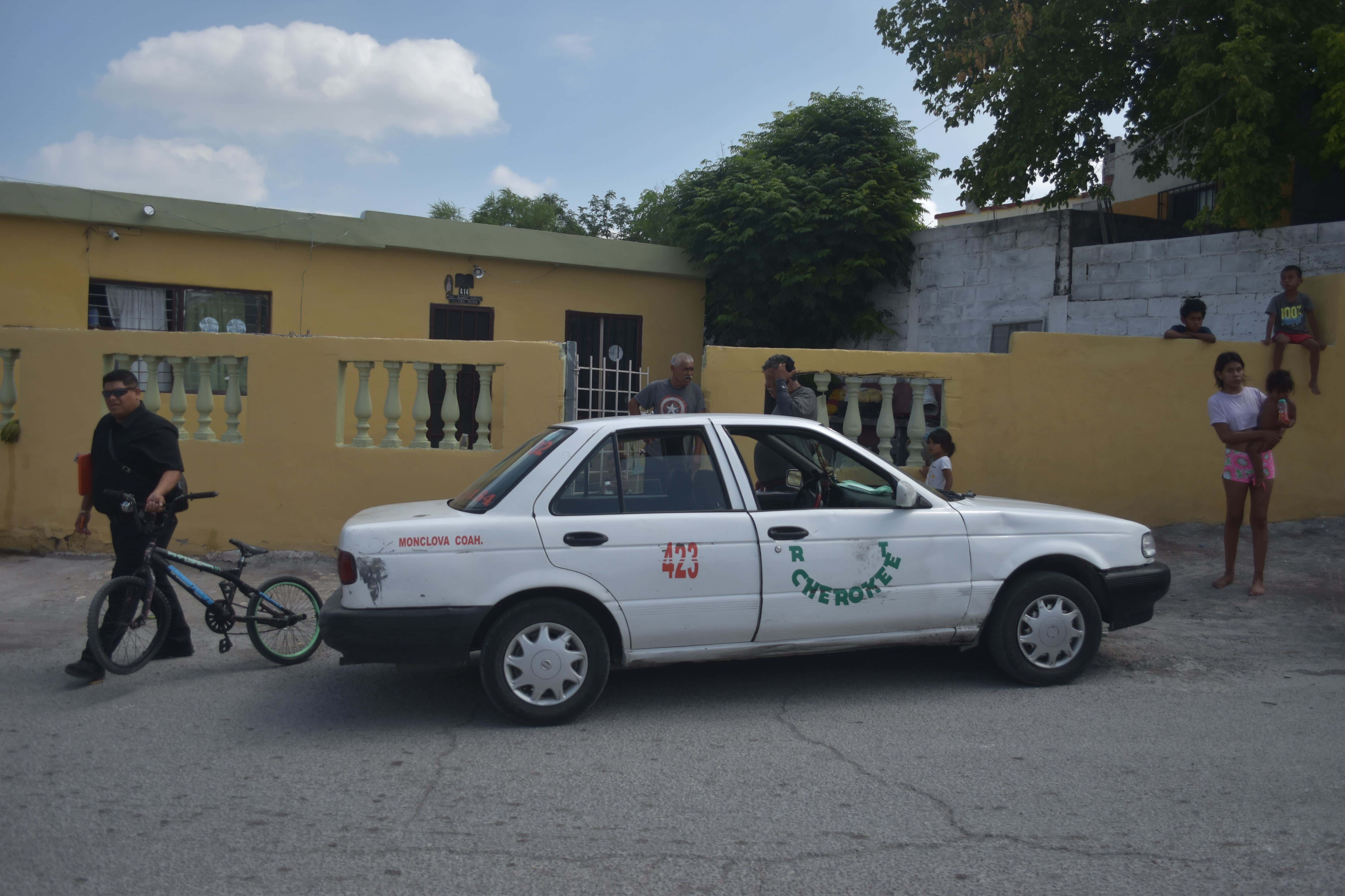 Se estrella menor en carro de alquiler
