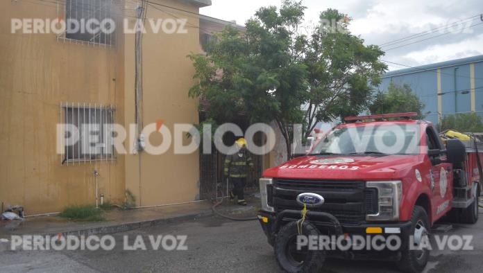 Se quema casa en Praderas